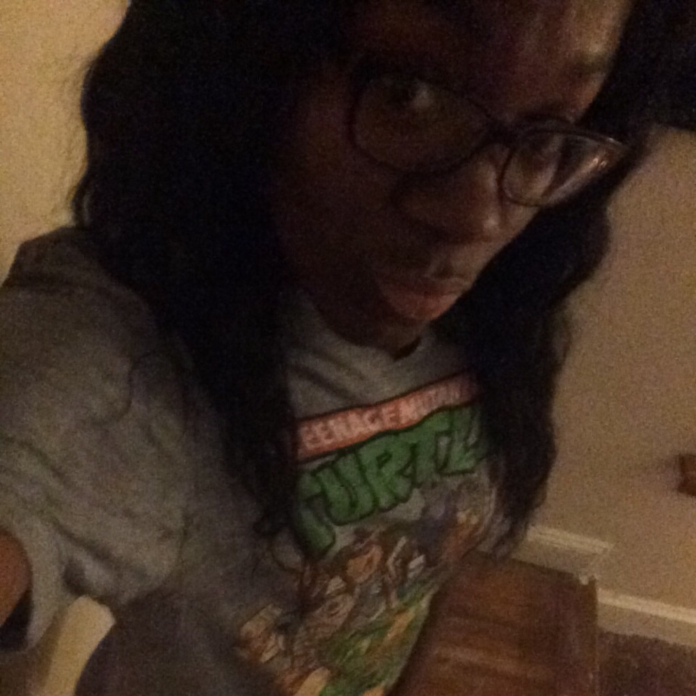 Meet your Posher, Ayante